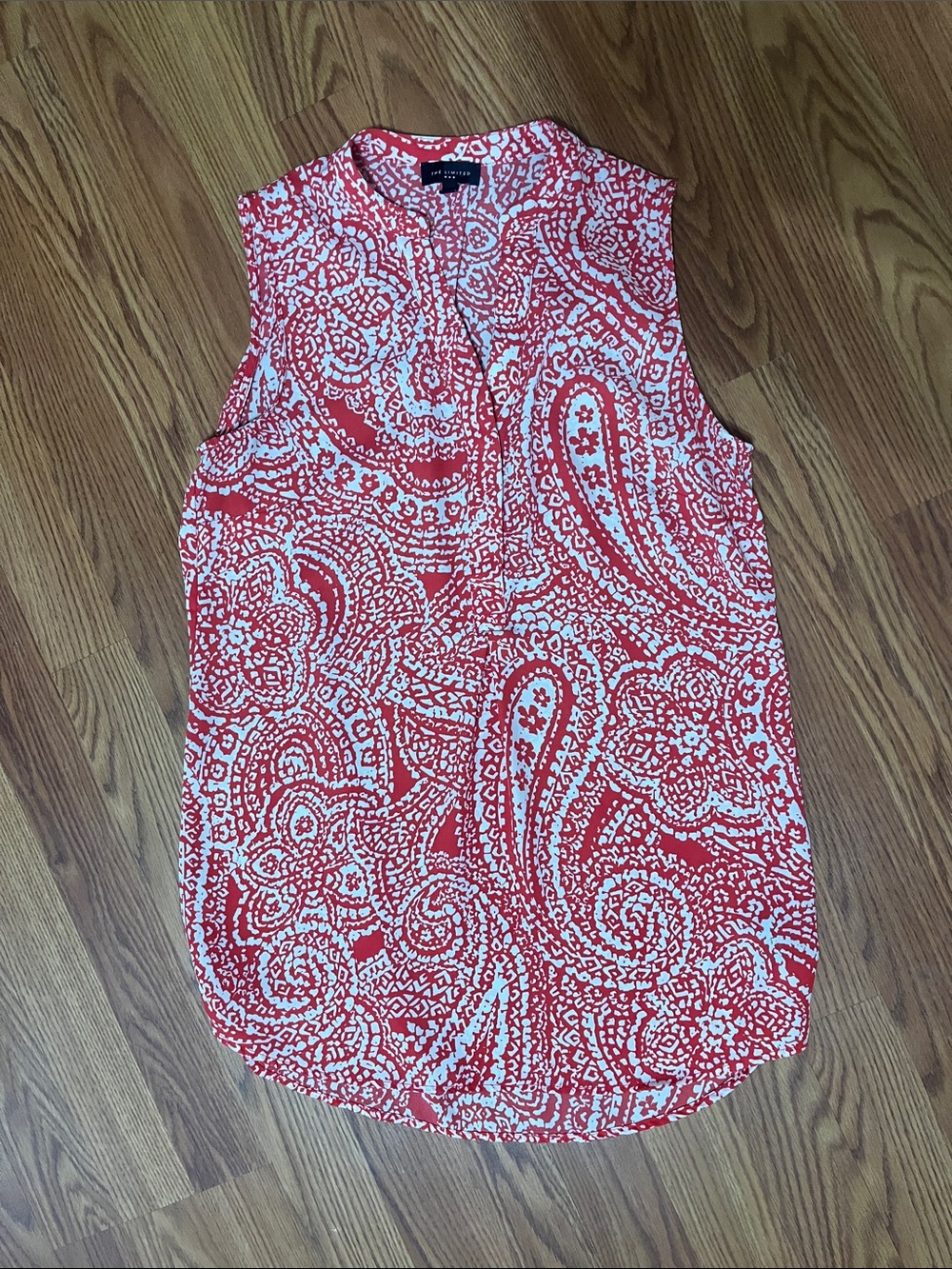 The Limited Red and White Paisley Sleeveless V-Notch Tunic